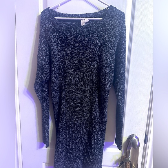 3/$30 ✨ Sweater dress​​ - Picture 1 of 5